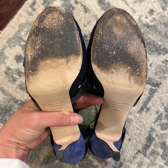 Bettye Muller  Strappy Suede Platform Shoes sz 38.5 - Picture 4 of 6